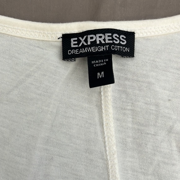 Two Express tops Size Medium - Picture 4 of 6